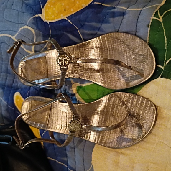 Tory Burch Silver Metallic Pewter Miller Heels Sandals Shoes 8 - Picture 2 of 5
